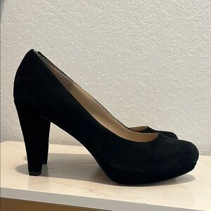 Adrienne Vittadini Black Heels Sophisticated Style